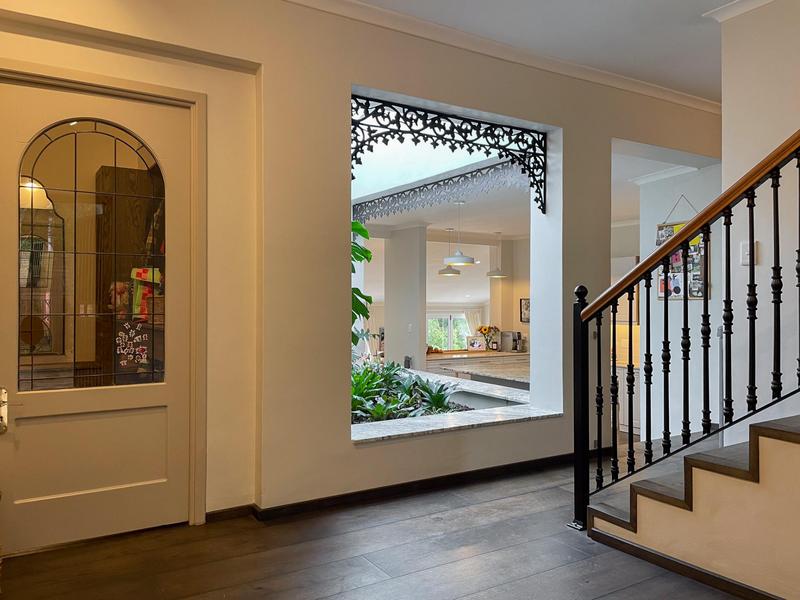 4 Bedroom Property for Sale in Hout Bay Western Cape